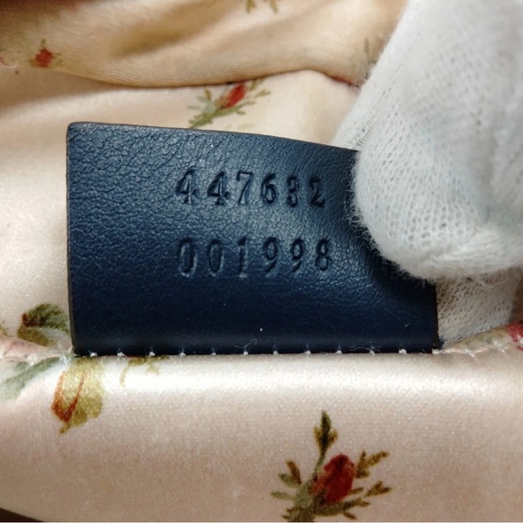 Gorgeous Denim Gucci Marmont Crossbody Bag with Pearl Logo! Authentic - Picture 8 of 9